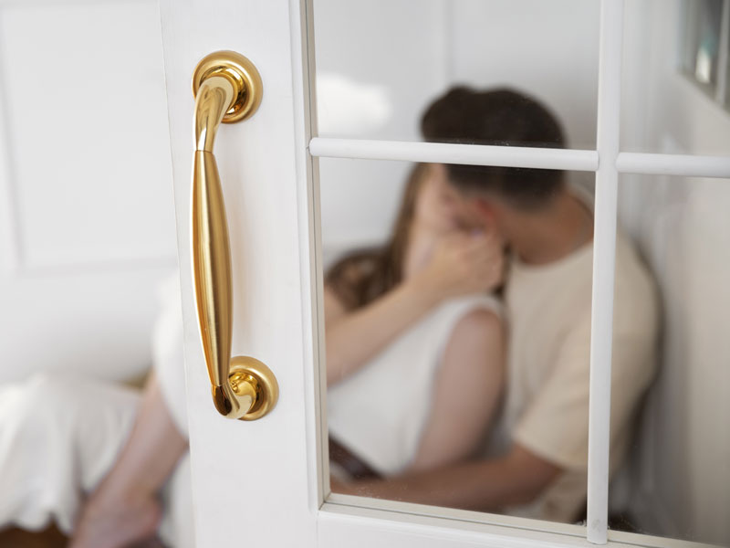 رابطه جنسی دهانی چیست و چه نکاتی را باید رعایت کنیم؟
